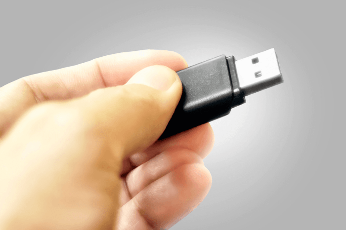 Cara Mudah Memindahkan Data HP ke Flashdisk